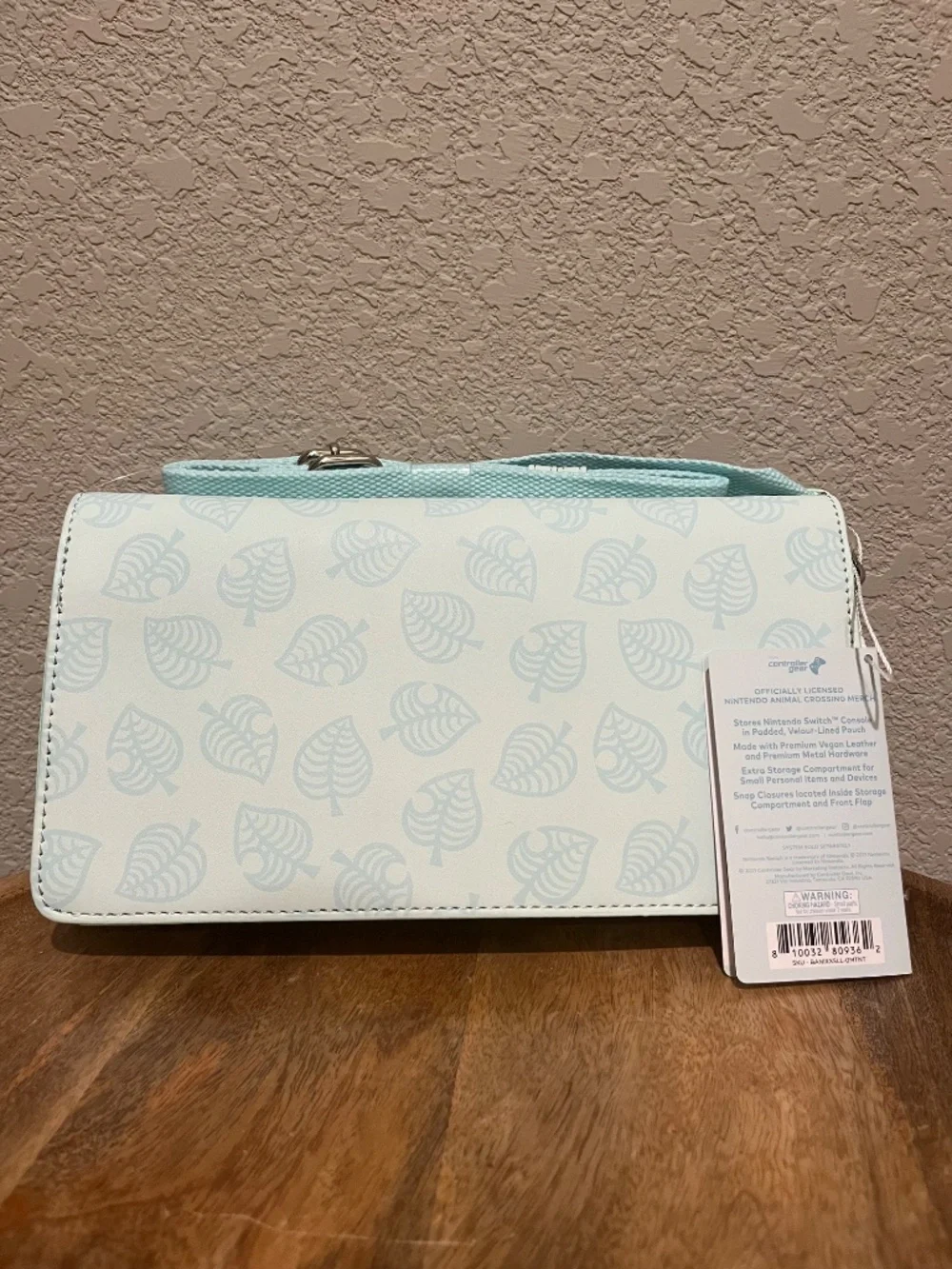 Nintendo Switch Animal Crossing New Horizons Sling Bag - Mint Leaves